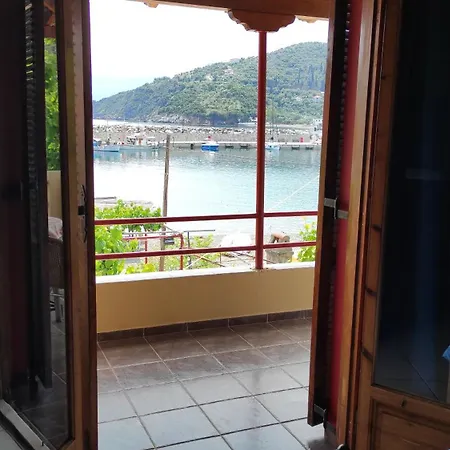Porto Sabatiki ホテル 2*