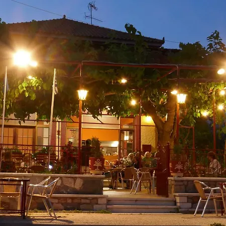 Porto Sabatiki Hotel Sampatiki