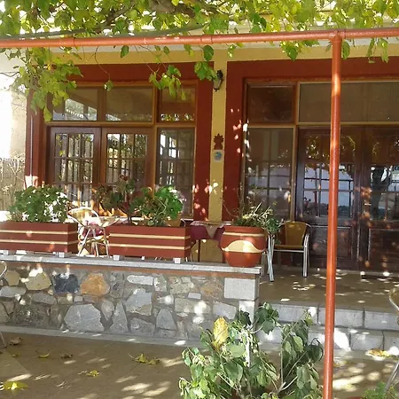 Porto Sabatiki Hotel
