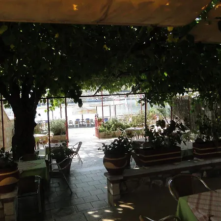 Porto Sabatiki ホテル サンパティキ