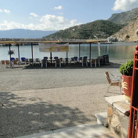 Porto Sabatiki Hotel Sampatiki
