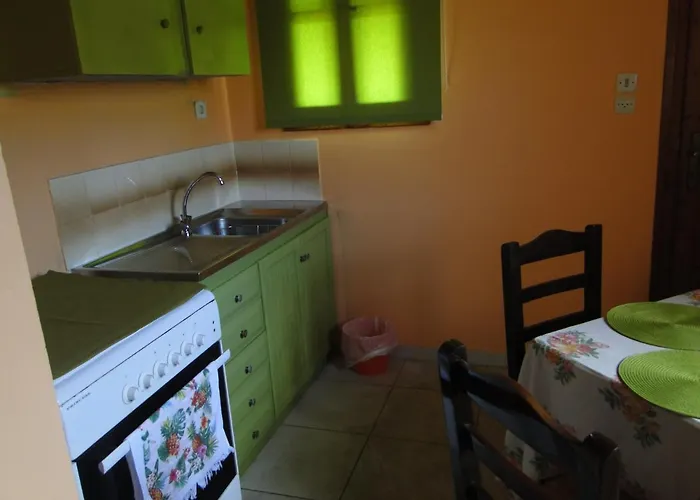 Porto Sabatiki Hotel