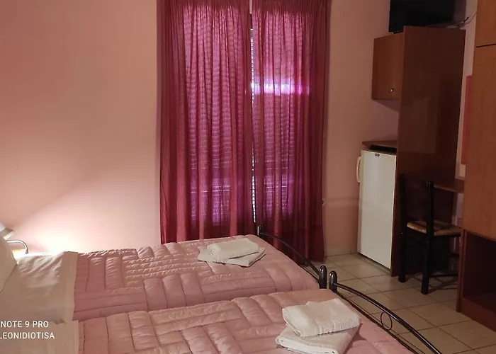 Porto Sabatiki Hotel 2*