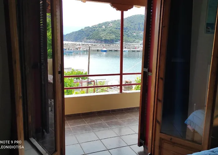 Porto Sabatiki Отель 2*